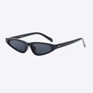 UV400 Polycarbonate Frame Cat Eye Sunglasses in Black